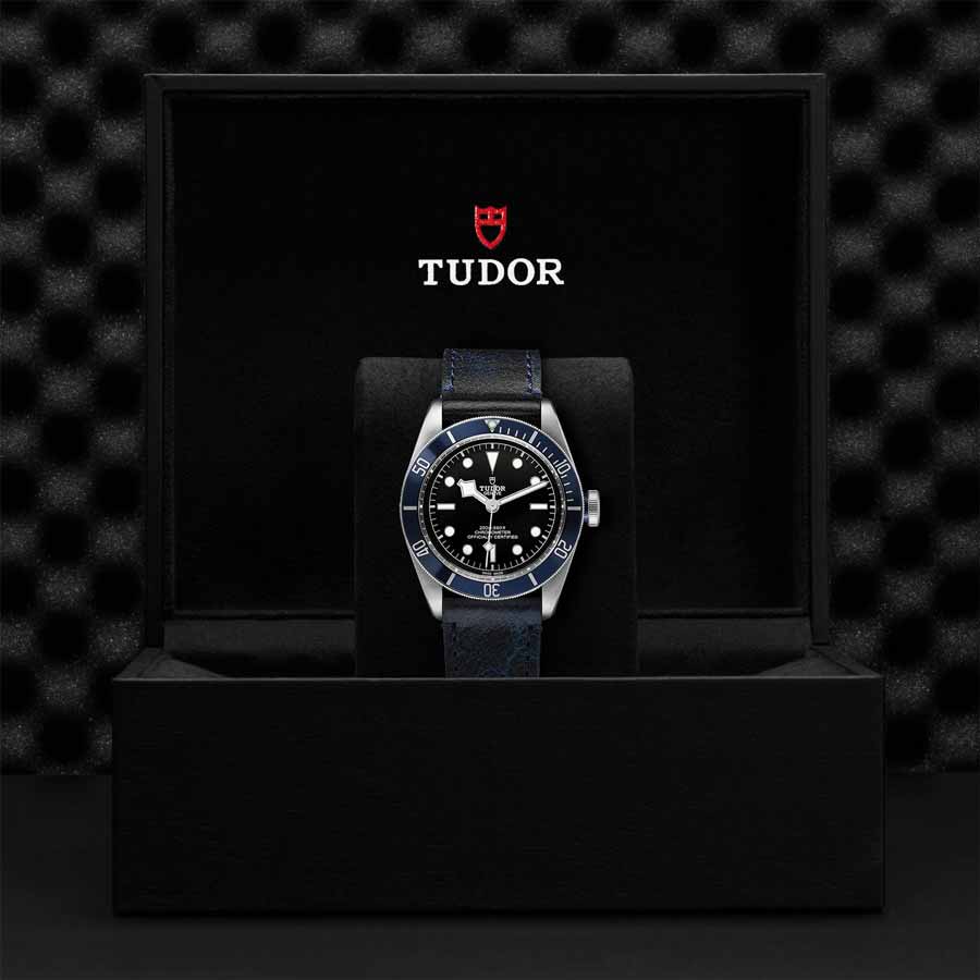 TUDOR M79230B-0007 presentation box